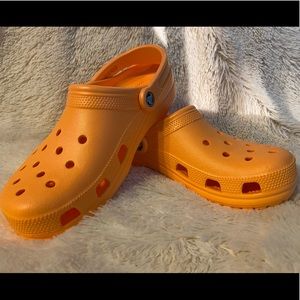 Orange Cream Crocs Classic Clog M8/W10